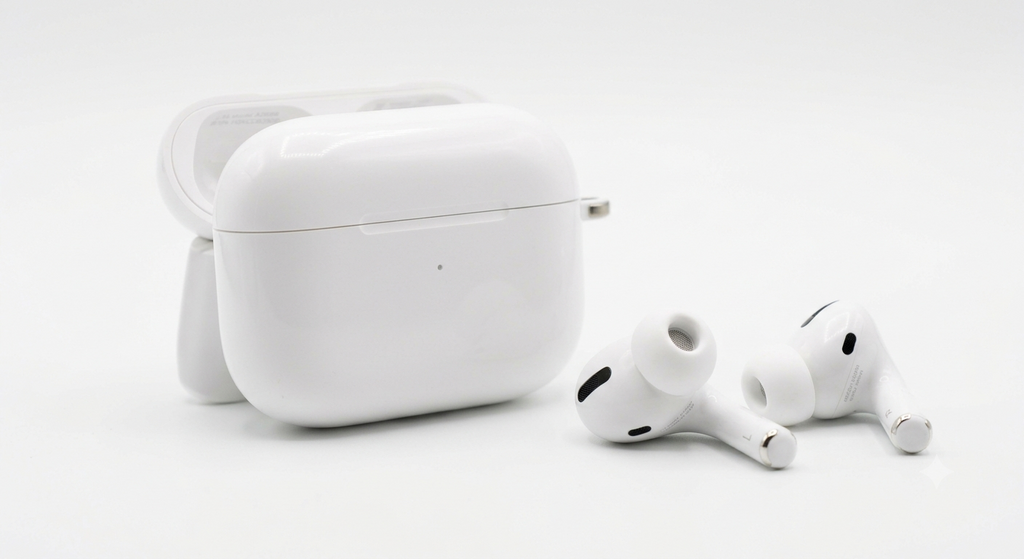wireless earbuds Pro (2nd Generation) – Active Noise Cancellation, Adaptive Audio, Personalized Spatial Audio, MagSafe Charging Case (USB-C)